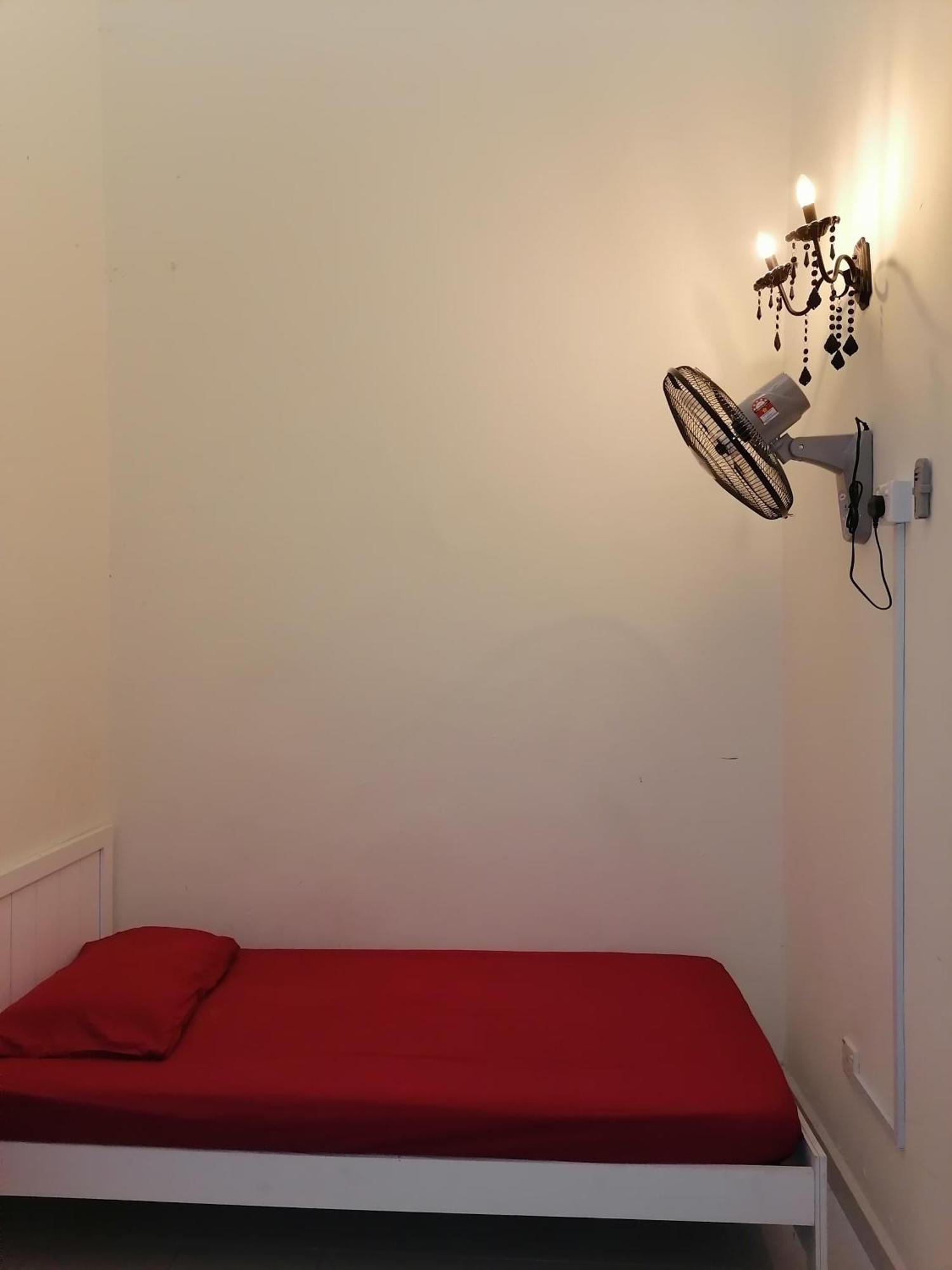 Dkamar Homestay At Desaru, Fully Aircond, Wifi, Coway, Street View 4 Min To Desaru Beach Kangkar Chemaran 외부 사진